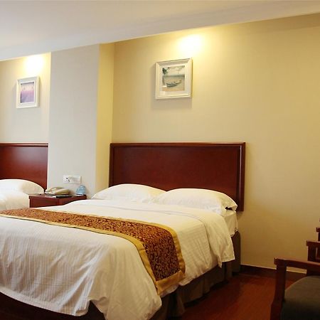 Greentree Inn Jiangsu Suzhou Kunshan High Speed Rail Station Hengshan Road Express Hotel Exterior photo