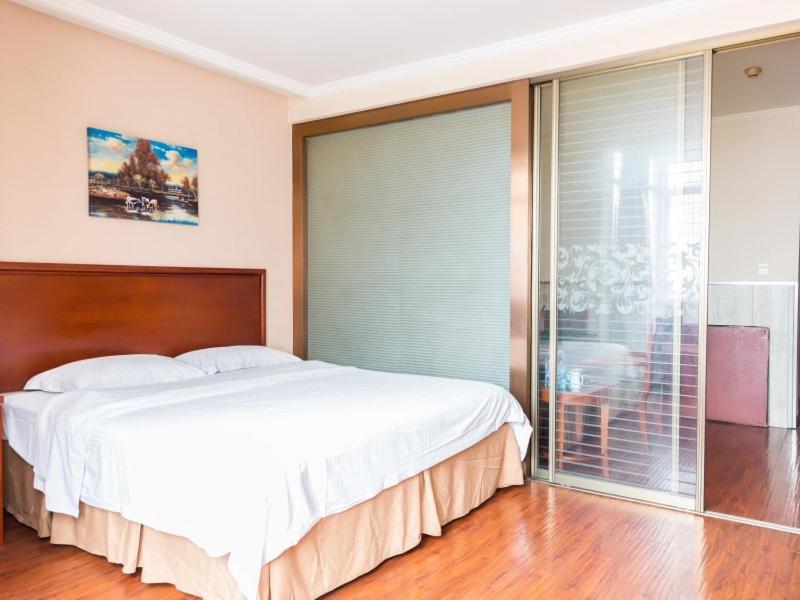 Greentree Inn Jiangsu Suzhou Kunshan High Speed Rail Station Hengshan Road Express Hotel Exterior photo