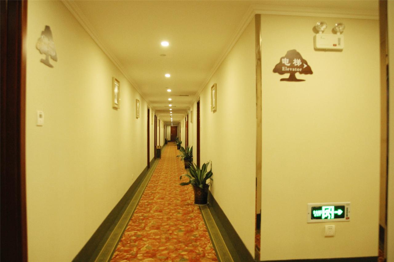 Greentree Inn Jiangsu Suzhou Kunshan High Speed Rail Station Hengshan Road Express Hotel Exterior photo
